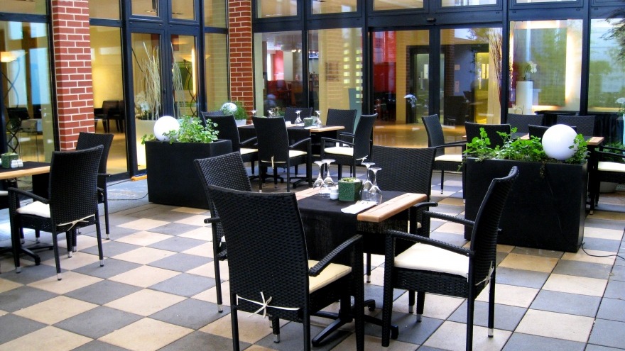 relexa hotel Berlin - begrünter Innenhof relexa hotel Berlin - begrünter Innenhof